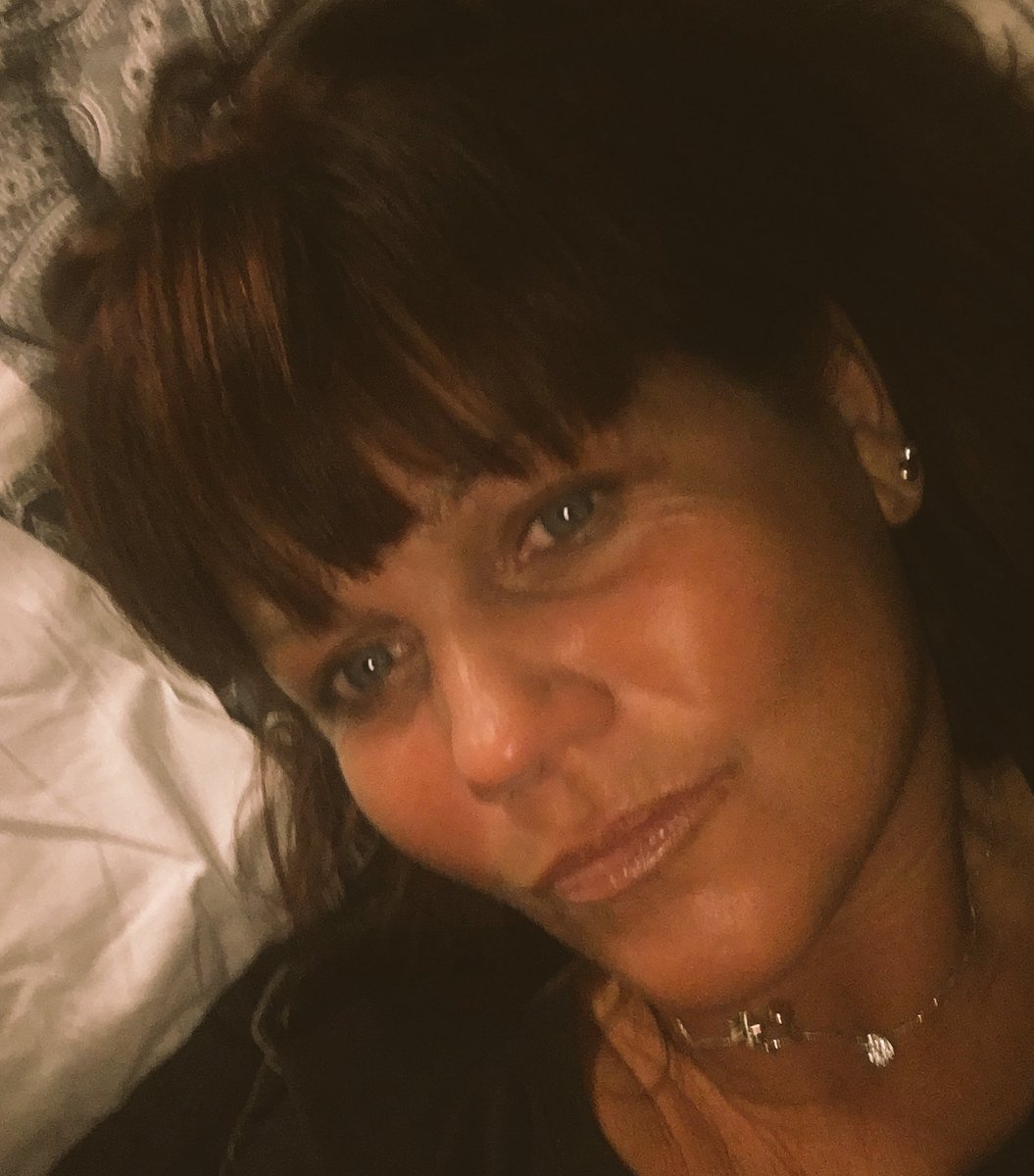 Marie29391908's tweet photo. Det tar tid och för varje dag som går så blir jag starkare. ❤️🙏Så tacksam för de som finns nära mig och lyssnar som finns till hands nära mig, stöttar och som älskar mig. Ett år sedan nu...❤️❤️❤️#överlevt #narciss #misshandel https://t.co/xoAs5fPlJW