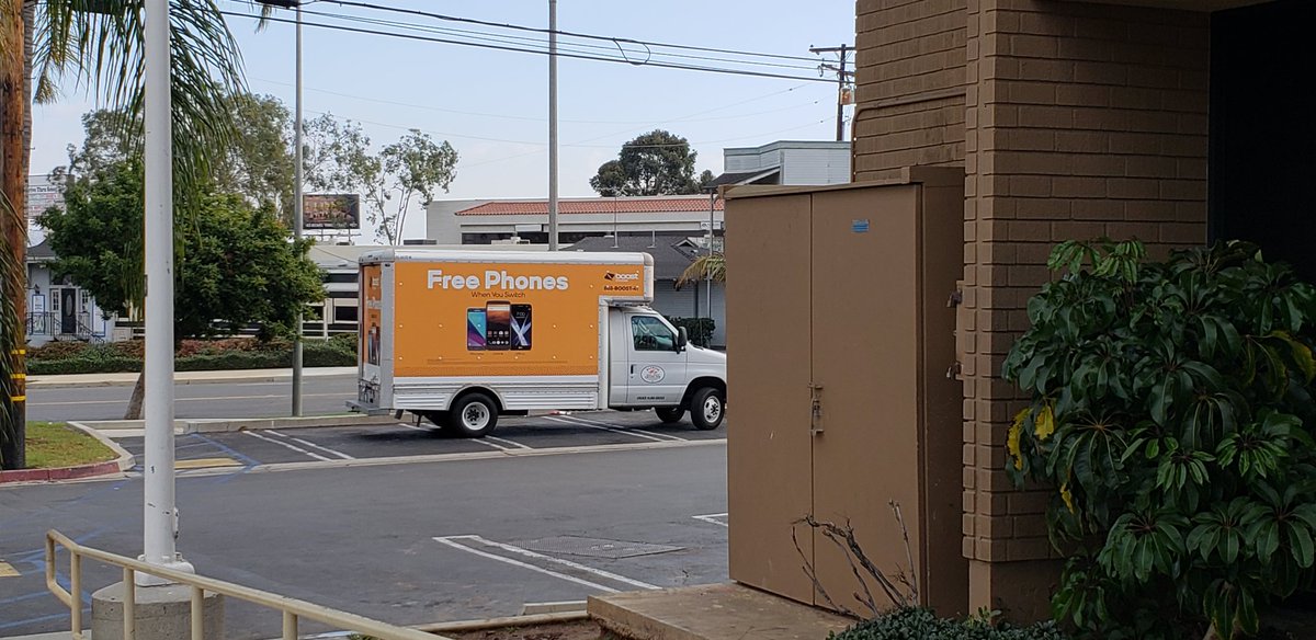 Corona store is ready for .. thats how we doit  #OrangeFriday  #BoostMobile #boostnation  @noreen_vip <a href="/CGuzmanVIP/">Chris Guzman</a> <a href="/Alicia_SPG/">Alicia Gonzalez</a> <a href="/DaveBerginVIP/">Dave Bergin</a> <a href="/TimJamaal/">Jamaal</a>