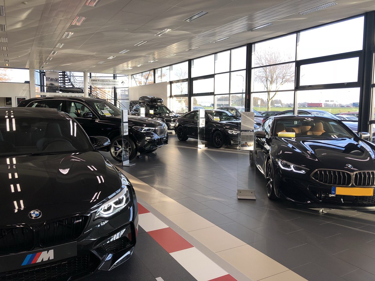 Het is Black Friday bij Hans Severs in Alphen aan den Rijn en Woerden! Zien wij u vanavond of morgen? #BlackFriday #HansSevers #BMW #MINI