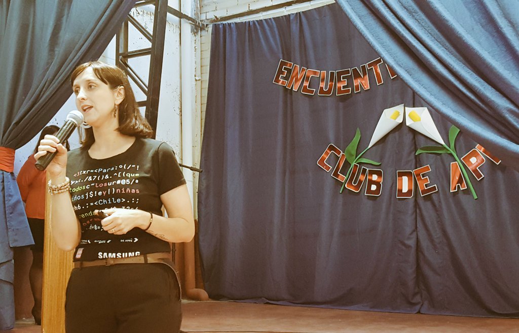 fpaisdigital's tweet photo. "La programación es necesaria para cambiar las vida de las personas" @cataarayalira #ProgramaTusIdeas en encuentro #ClubDeApps Coquimbo. https://t.co/yei5xSfc3t