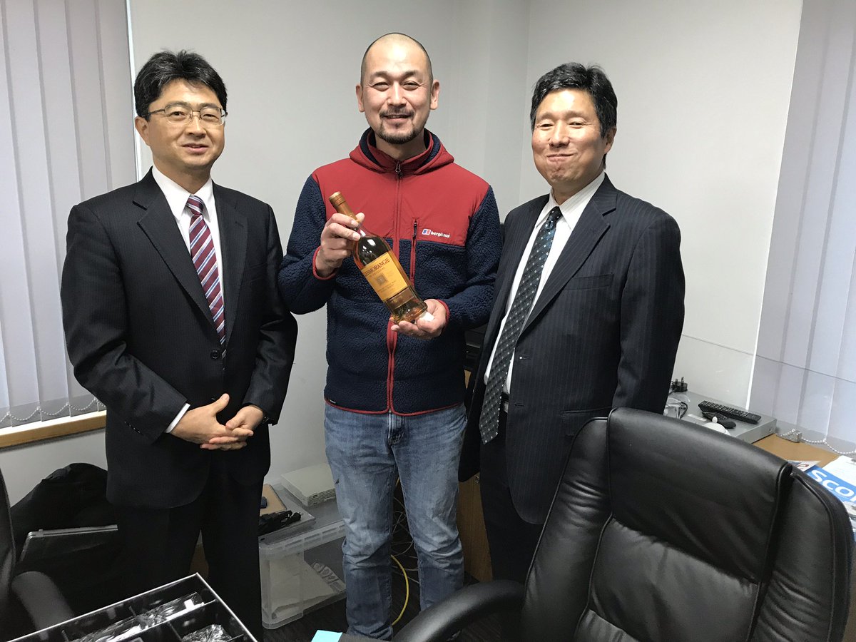 we're saying goodbye to Noboru TakagI (Right) who is being posted back to Japan after 5 years of working with us and saying hello to Kenji Bando (Left) who will be replacing Noboru as President of Kawasaki Robotics Germany and Kawasaki Robotics UK #Kawasaki #Robotics