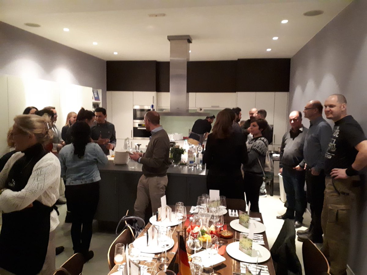 prochile_de's tweet photo. We really enjoyed the #Chile #Cooking 2018 with our motivated guests and #importers who prepared a delicious 3-course menu, tasty wines and good talks. Thank you everyone for the help and the good time! @prochile @dtorresd @winesofchile @piscochile @foodsfromchile https://t.co/OINx6NQfEA