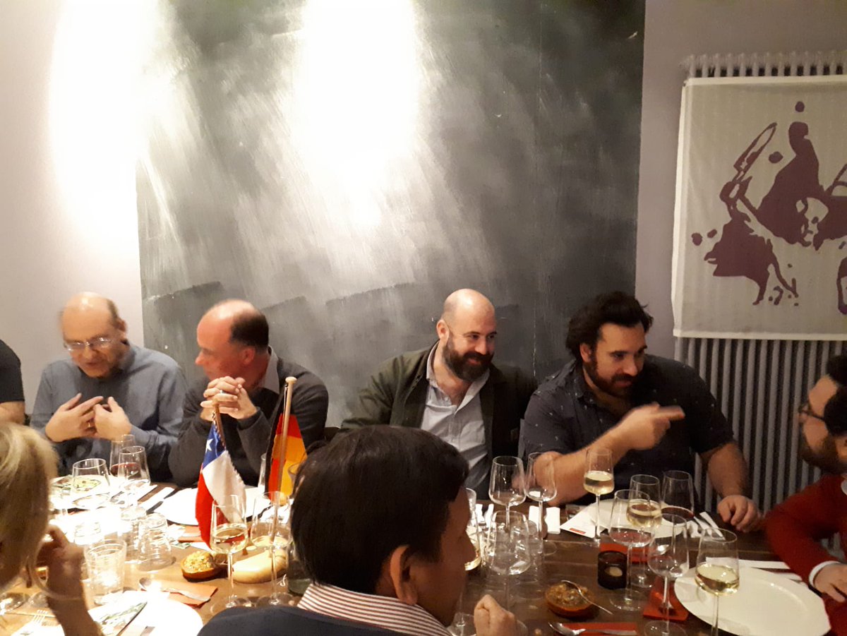 prochile_de's tweet photo. We really enjoyed the #Chile #Cooking 2018 with our motivated guests and #importers who prepared a delicious 3-course menu, tasty wines and good talks. Thank you everyone for the help and the good time! @prochile @dtorresd @winesofchile @piscochile @foodsfromchile https://t.co/OINx6NQfEA