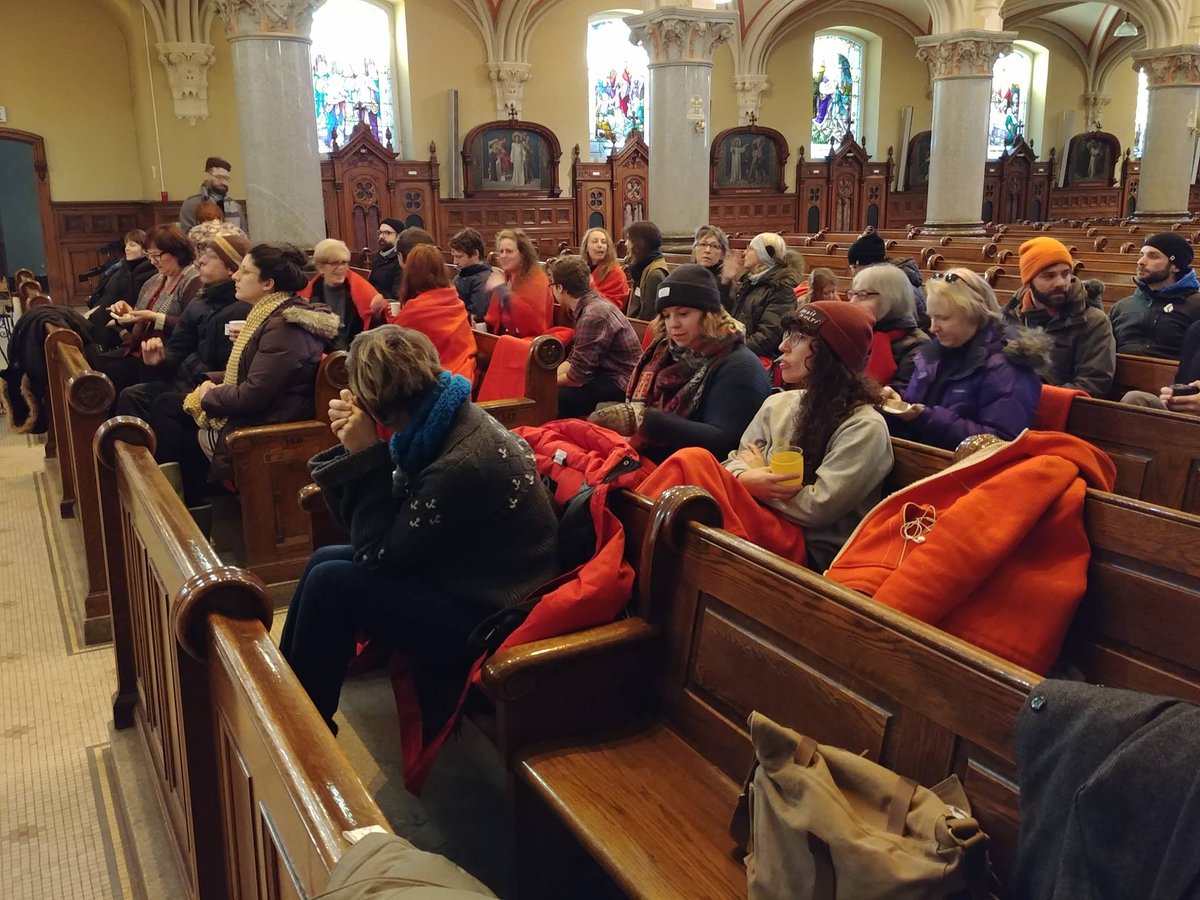 Merci à tous nos participants de ce matin d'avoir bravé le froid pour nous apporter leur présence chaleureuse lors de la conférence de 𝗘𝗱𝗼𝘂𝗮𝗿𝗱-𝗝𝘂𝗹𝗶𝗲𝗻 𝗕𝗹𝗮𝗻𝗰𝗵𝗲𝘁! #CMQC #CMRestart