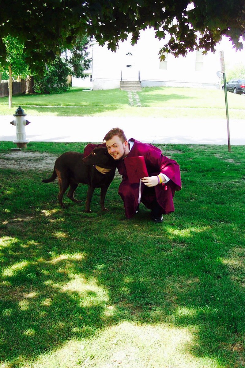 jyauger_'s tweet photo. You were the most amazing dog I could've ever asked for. Thank you for everything. You were my best friend, the first face I saw coming through the door for the last 13 years, and it's not going to be the same without you. Rest In Peace, Willow ❤️ https://t.co/doWN96fqgM