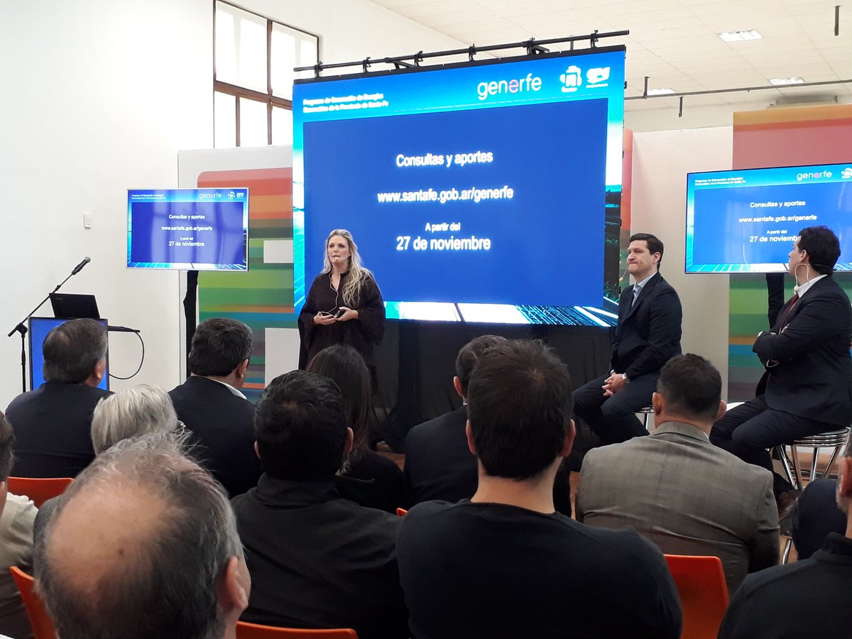 anoticiados's tweet image. Presentan Progama de Generacion de Energias Renovables de la provincia Santa Fe en sede gobernacion Rosario @GeeseVeronica #GENERFE @GobSantaFe @SecEEnergiaSF @ENERFE_SF