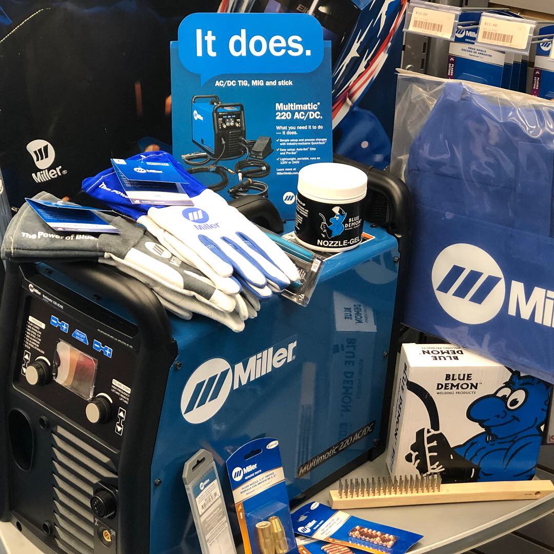 bakersgas's tweet photo. HAPPY BAKERS FRIDAY! Deal of the day is on the Multimatic 220! $325 value bundle for just $200 plus earn $240 Baker's Bucks! #millerwelds #multimatic220
https://t.co/VQDKVGq8qv https://t.co/nNr8zTw9op