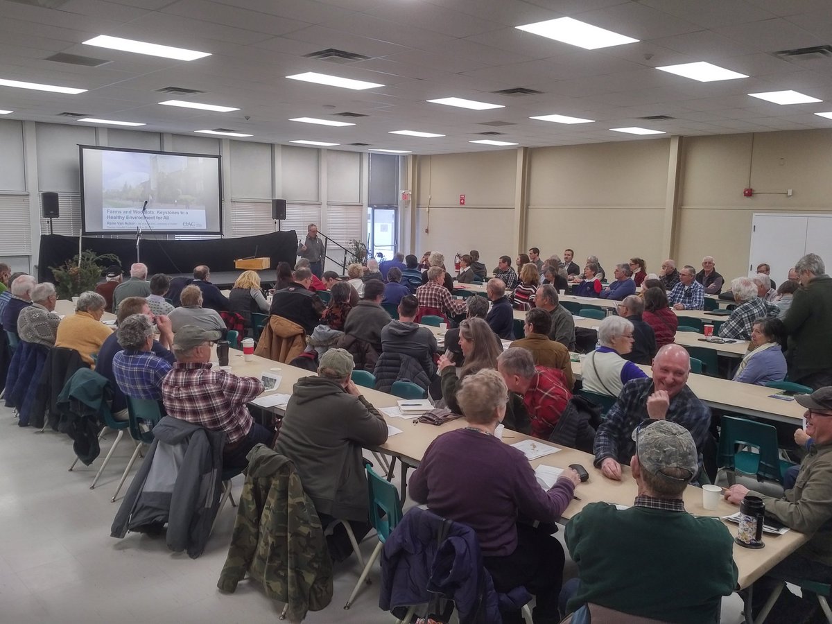 QuinteSoilCrop's tweet photo. Full house waiting for Dr. Rene Van Acker to take the stage and tell us how farms and woodlots are key to a healthy environment. #OntAg #QSCIA https://t.co/wLsG9yz7jc