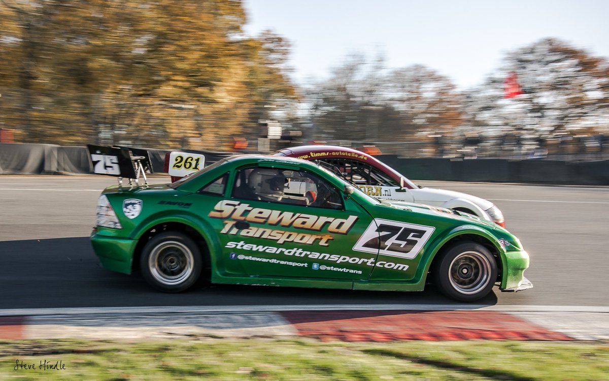 Transmission001's tweet photo. It's 'Fast Friday' here at #TheBlackStuff, so here's a throwback to last weekend at #BrandsHatch and the Scrapco Avon #Intermarque Championship: John Steward in his #Mercedes SLK silhouette holds the inside-line around the Druids hairpin to make the move on Volker Timm's Audi TT. https://t.co/2aMhIyI1Wj