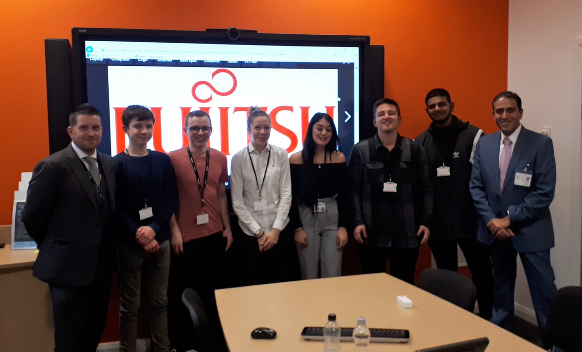 Great to be supporting <a href="/derbycollege/">Derby College</a> with the launch of the <a href="/fujitsu_uk/">Fujitsu UK</a> sponsored Digital Champions Initiative. #digitaltransformation #cocreation 
More info here> derby-college.ac.uk/news-events/ne…