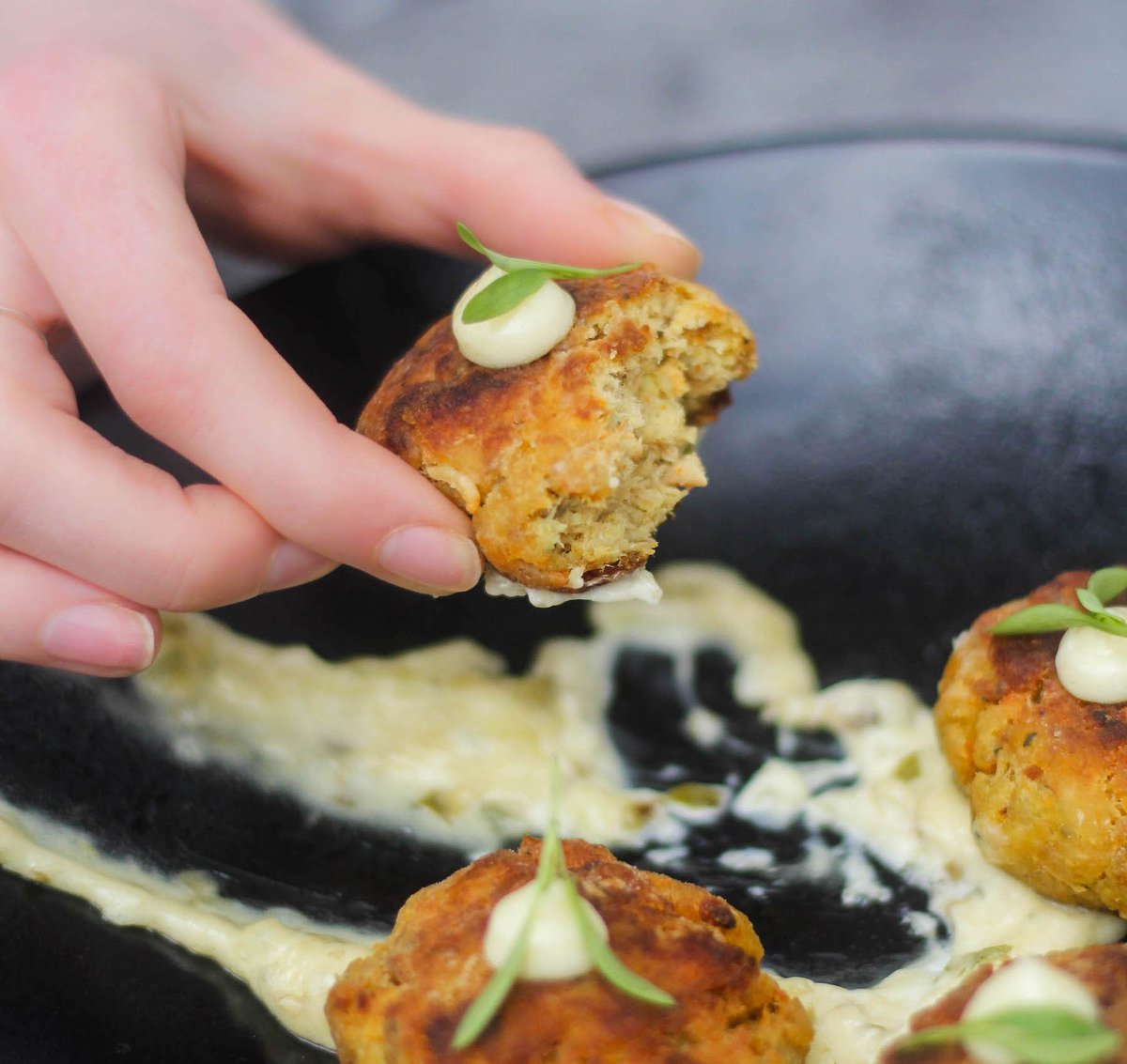 Share // Snack // Savour 

Give our Curried Snoek Fish Cakes served with 
'korrel konfyt' a try on your next #DeWarenMarkt visit. 
This has become a real favourite!