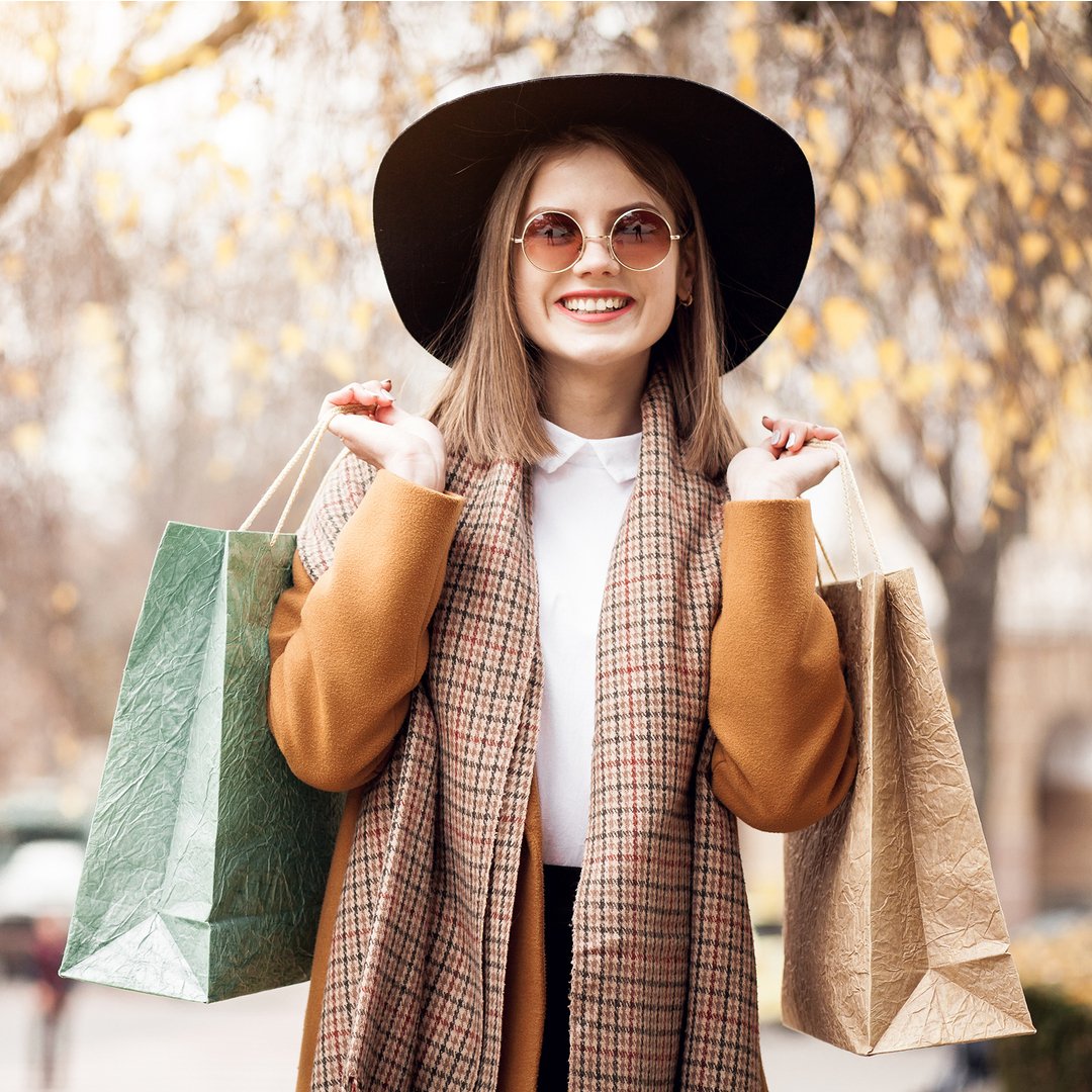 schoola's tweet image. Nows this is what I call a Black Friday deal! Take 70% off with code BKFRIDAY70. Shop now: bit.ly/2JLaTk4 
#fashion #schoolastyle #ootd #sale #discount #thriftshopping