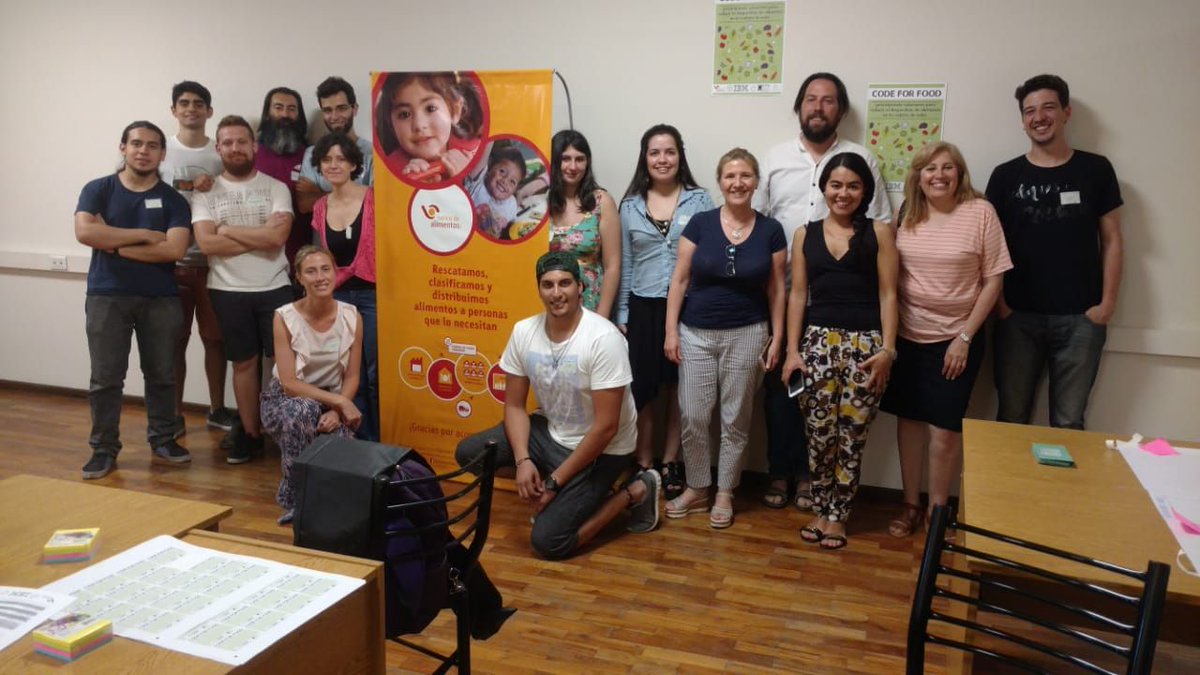 DHARMaLabIA's tweet photo. Excelente cierre de jornada luego de trabajar en los prototipos #code4food #GoodTechIBM #SinDesperdicios https://t.co/M4h22fMJAM