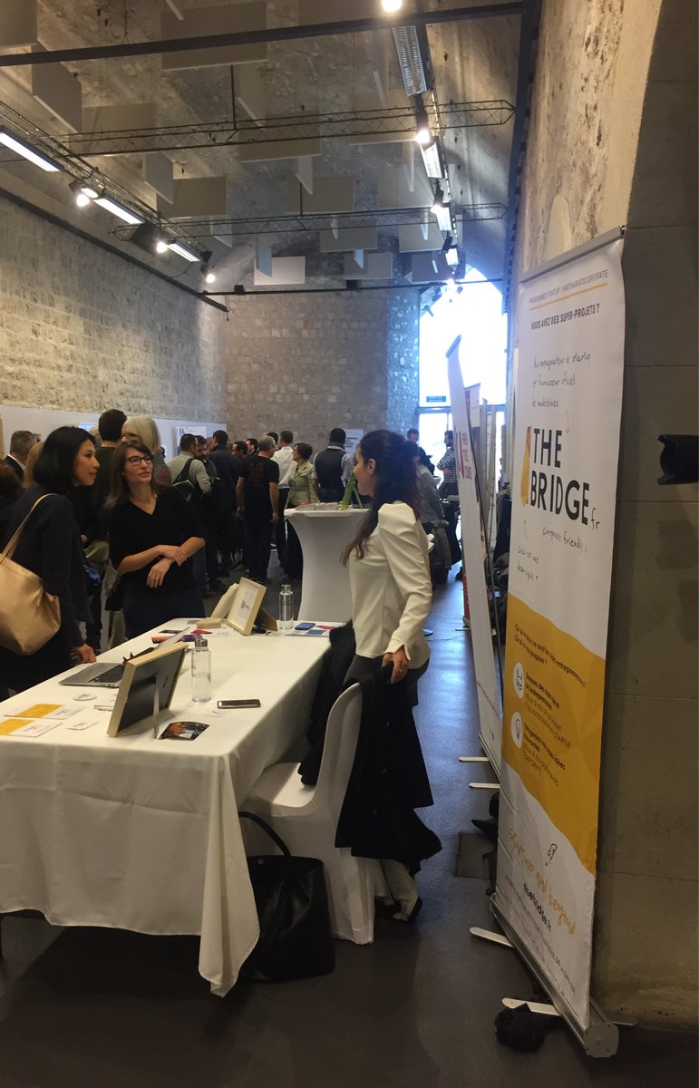 TheBridgeAcc's tweet photo. Dans le cadre de la Semaine du #Numérique organisée par @AvignonDeltaNum, @TheBridgeAcc participe aujourd'hui au #SDN6  ! 🙌🏼

Ravie de participer à cette belle dynamique 🚀 https://t.co/5S3mLBB936