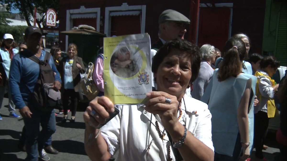 CanalOrbe21's tweet photo. Les compartimos el informe de Matías Bocca sobre la 2° #JornadaMundialdelosPobres desde el @SCLiniers en Buenos Aires, Argentina. #JMP2018
https://t.co/j9ZvTin2Ga https://t.co/F7ua2GmNdb