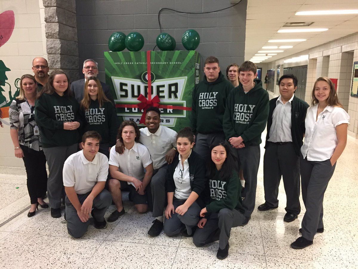 hcwethenorthend's tweet photo. A Super Locker for a Super Student created by a Super Construction Class and presented by a Super Mind Over Matter Team. Super job and congrats Tinashe! #WeTheNorthEnd #rewardkindness #superlocker #thislockerhasafridgeandcharger https://t.co/0dm9xHVIPs