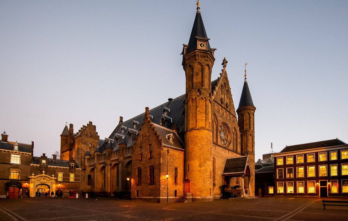 Okay!! I give 100 points for the beautiful venues this week! Last monday I was asked to photograph the ‘Overheids Awards 2018’ in the ‘Ridderzaal’ in the Hague! Cliënt: <a href="/Obsession2251AP/">Obsession</a> @Overheidsawards