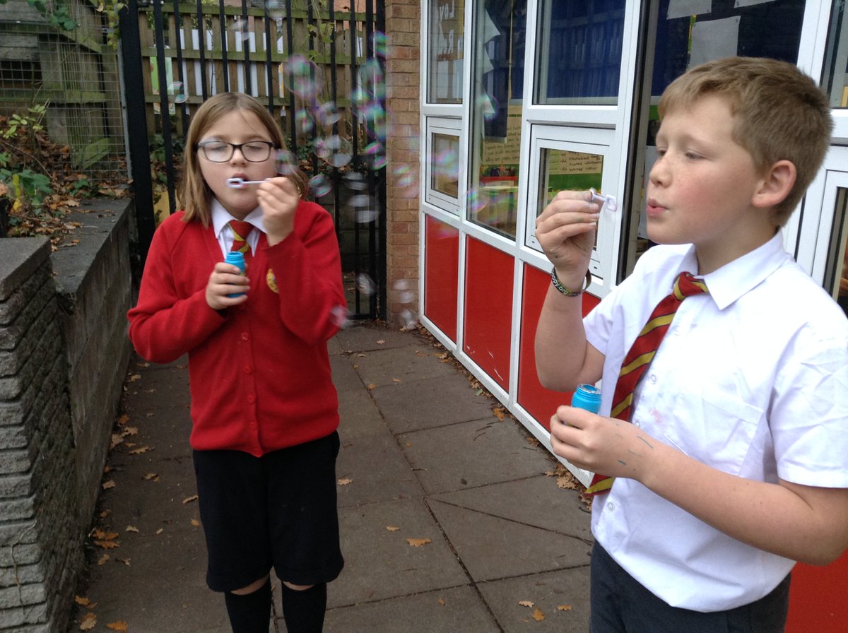MissRowland27's tweet photo. Year 6 learning how to ask for forgiveness. Blowing away our sins and saying prayers to God. https://t.co/86AYFIypVu