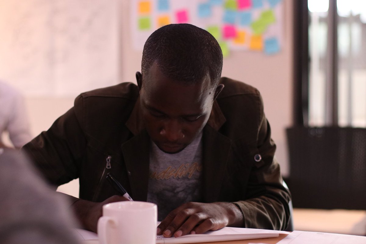 OpenlyBlack_'s tweet photo. Here are highlights from today's workshop #connecthubs #ComeConnectGoCreate @enthuseafrika
@hivosrosa @nesta_uk @electric_south @ConnectHubs @zwBritish #Zimbabwe #DigitalStorytellers https://t.co/wbfJi1uIfe
