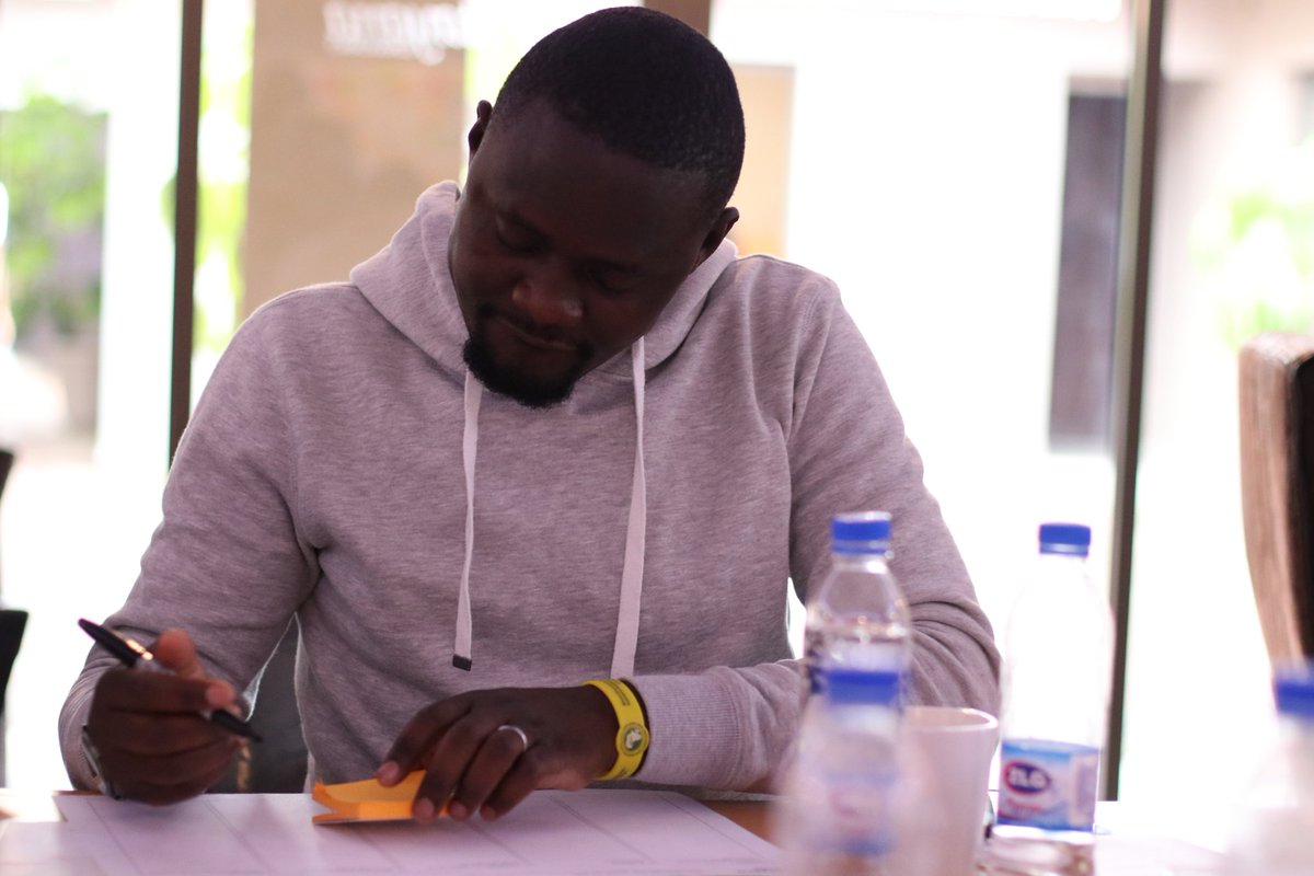 OpenlyBlack_'s tweet photo. Here are highlights from today's workshop #connecthubs #ComeConnectGoCreate @enthuseafrika
@hivosrosa @nesta_uk @electric_south @ConnectHubs @zwBritish #Zimbabwe #DigitalStorytellers https://t.co/wbfJi1uIfe