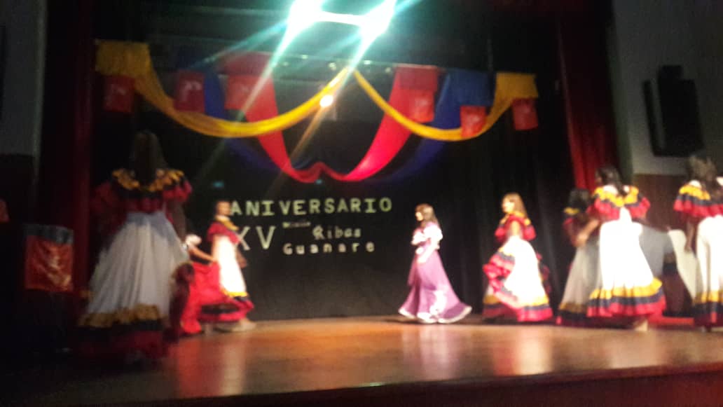 PortuguesaSdhc's tweet photo. #SDHC @PortuguesaSdhc || En acompañamiento a la Mision Ribas @vencedor_ribas en la Celebración de su XV Aniversario de su Creación. GRACIAS COMANDANTE SUPREMO HUGO RAFAEL CHAVEZ @rafaelcalles @NicolasMaduro @arelisorta #portuguesapotencia https://t.co/LEIxLnuZTW