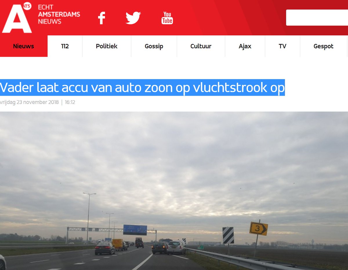 harryvanes's tweet photo. @Taalvoutjes @parool Levensgevaarlijk zo dicht bij de Polderbaan. https://t.co/qXsYBSQo7J
