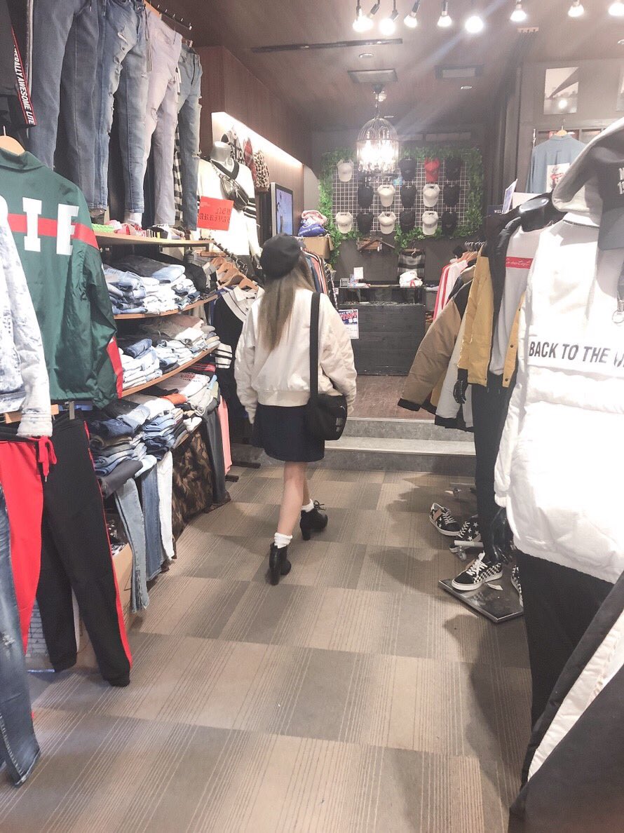 ナン 大阪2日目は観光 Stay Gold Southさんに行ってきた 念願のお店だったから幸せ ちゃっかりマンネラインが買った服を購入 店員さんも優しくて凄く楽しかった また大阪来たら来る Bts 大阪旅行 T Co Bkieycwv4o Twitter ナン 大阪2日目は観光 Stay Gold Southさんに行ってきた 念願のお店だったから幸せ ちゃっかりマンネラインが買った服を購入 店員さんも優しくて凄く楽しかった また大阪来たら来る Bts 大阪旅行 T Co Bkieycwv4o Twitter