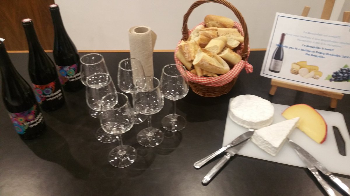 MinsongoRRH's tweet photo. Wine and cheese at Royal Regency Vincennes ! Le Beaujolais est arrivé ! !! 
@aminataRRH
@wendy_malta
@JoseA_Sustain
@khelifayoucefDR
#LifeAtDiamond #DiamondResorts #royalregency #Vincennes #Beaujolaisnouveau https://t.co/U73tyWZpRA