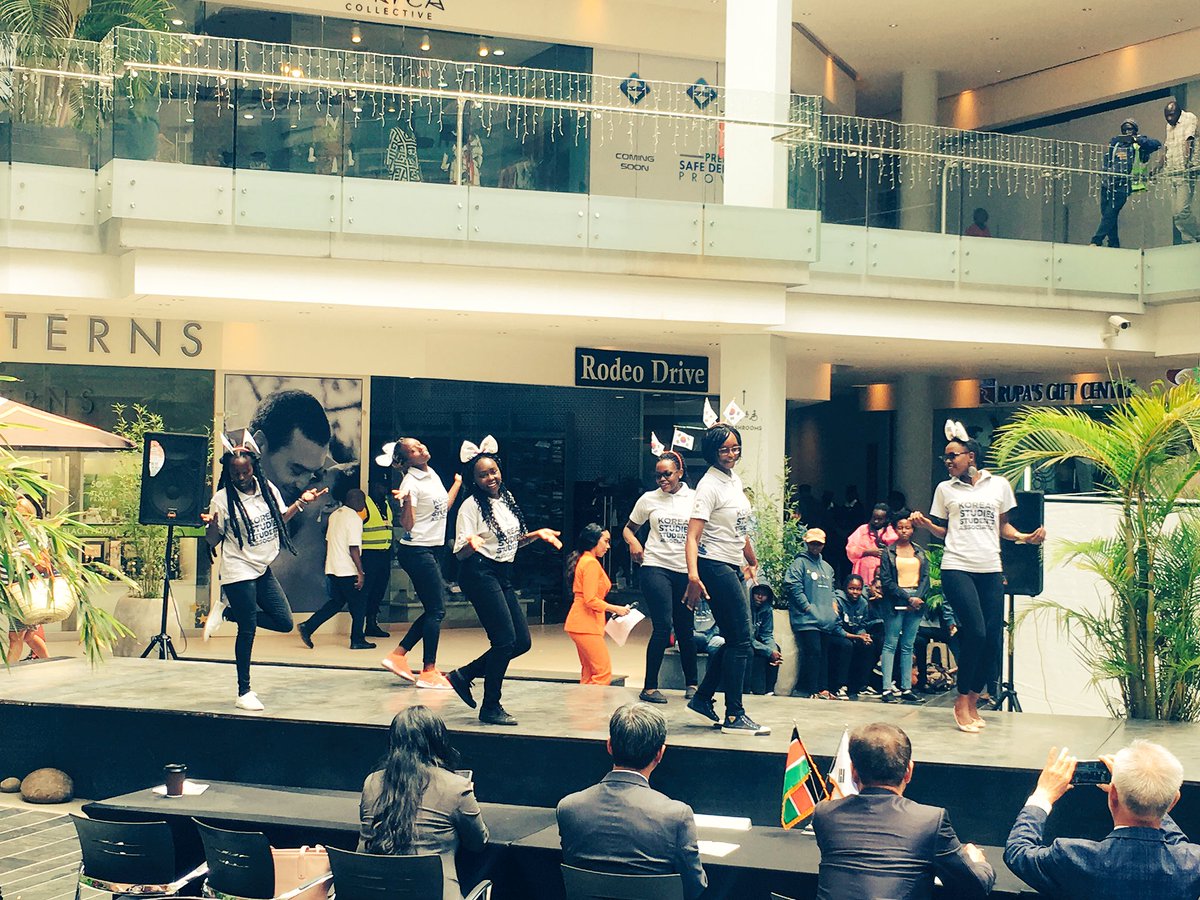 KotraNairobi's tweet photo. So many fantastic moments today! Partnerships, dances, donations, sales &amp; samples galore! #KoreaFairNairobi @ChandariaKenya @dchandaria @SafaricomPLC @VillageMarket @TradeMark_Hotel https://t.co/Ta5nmZyqeG