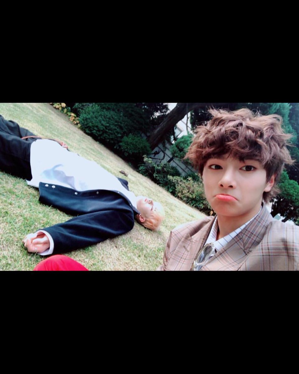 StrayKidsQuilla's tweet photo. [INSTAGRAM]
23/11/18
Actualización I.N junto con Bang Chan

"Rizado I.N~ ㅋㅋ

#StrayKids #stay #GetCool
#NerdIN #INstagram #🦊"

#STAY #스트레이키즈 #JYP #IamYOU #YouMakeStrayKidsStay @Stray_Kids

Cr. SKZ Hispano https://t.co/8Fb7yS4Nhm
