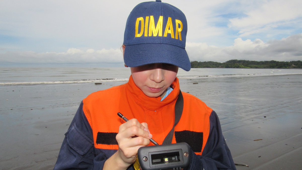 Dimarcolombia's tweet photo. Un grupo de investigadores del Centro de Investigaciones Oceanográficas e Hidrográficas del #Pacífico de @Dimarcolombia, participan en la Primera #ExpediciónPacífico2018, que zarpará el día de hoy desde Puerto Hondo, en #Tumaco. https://t.co/g8nBAhG4ew