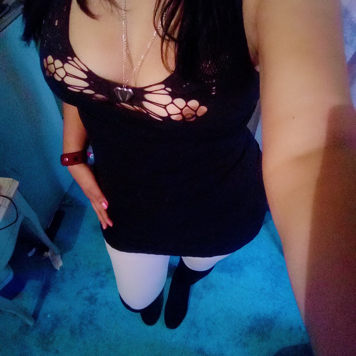 fogosa_y's tweet photo. Como me veo hoy ? https://t.co/Sxkw4ZwTJE