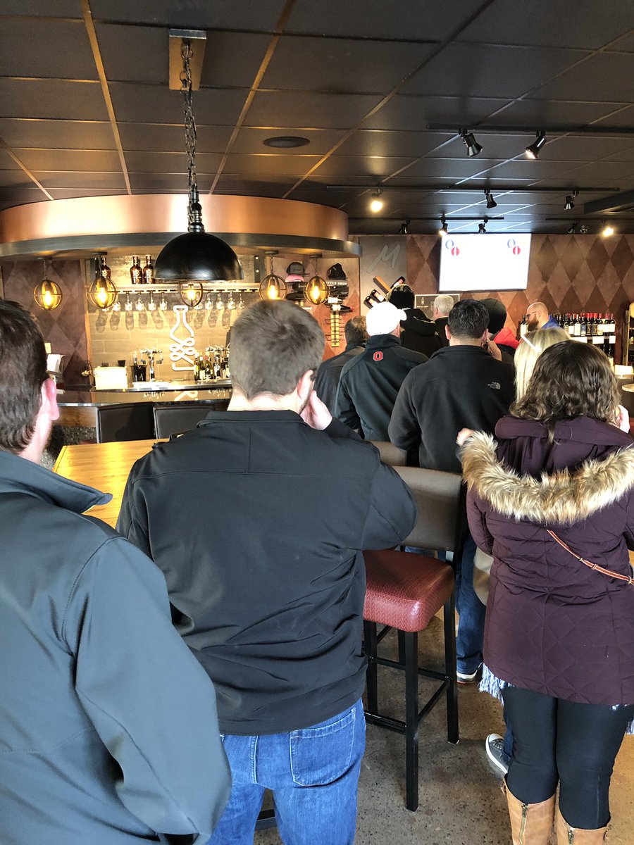 BrewReviewCrew's tweet photo. Checking out the 2018 edition of @GooseIsland BCBS. Did you snag your bottles? Is the hype still there for this beer? #BlackFriday #CraftBeer @MancysItalian https://t.co/wmZZhyw1YR