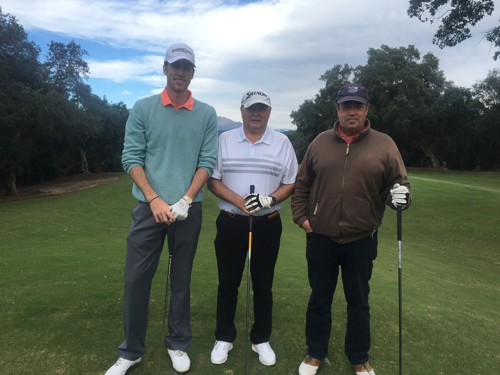 CGolfSotogrande's tweet photo. Una gran final 5 ⭐️! Gracias a nuestros patrocinadores por apoyar esta cita deportiva!! @marquesderiscal @bombaysapphires @GreyGoose @Aon_Espana @IbericosCOVAP @midasrest @hotelsotogrande https://t.co/g2wxFlSxJ1