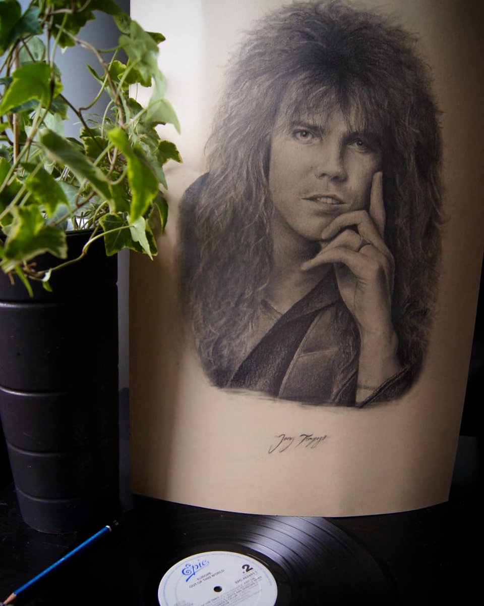 Joey Tempest - portrait
A3
#Drawing
staedtler 5B + H

#europetheband #europeband #Europe #heavyrock #Art
@europetheband @JoeyTempest @outofthiseurope