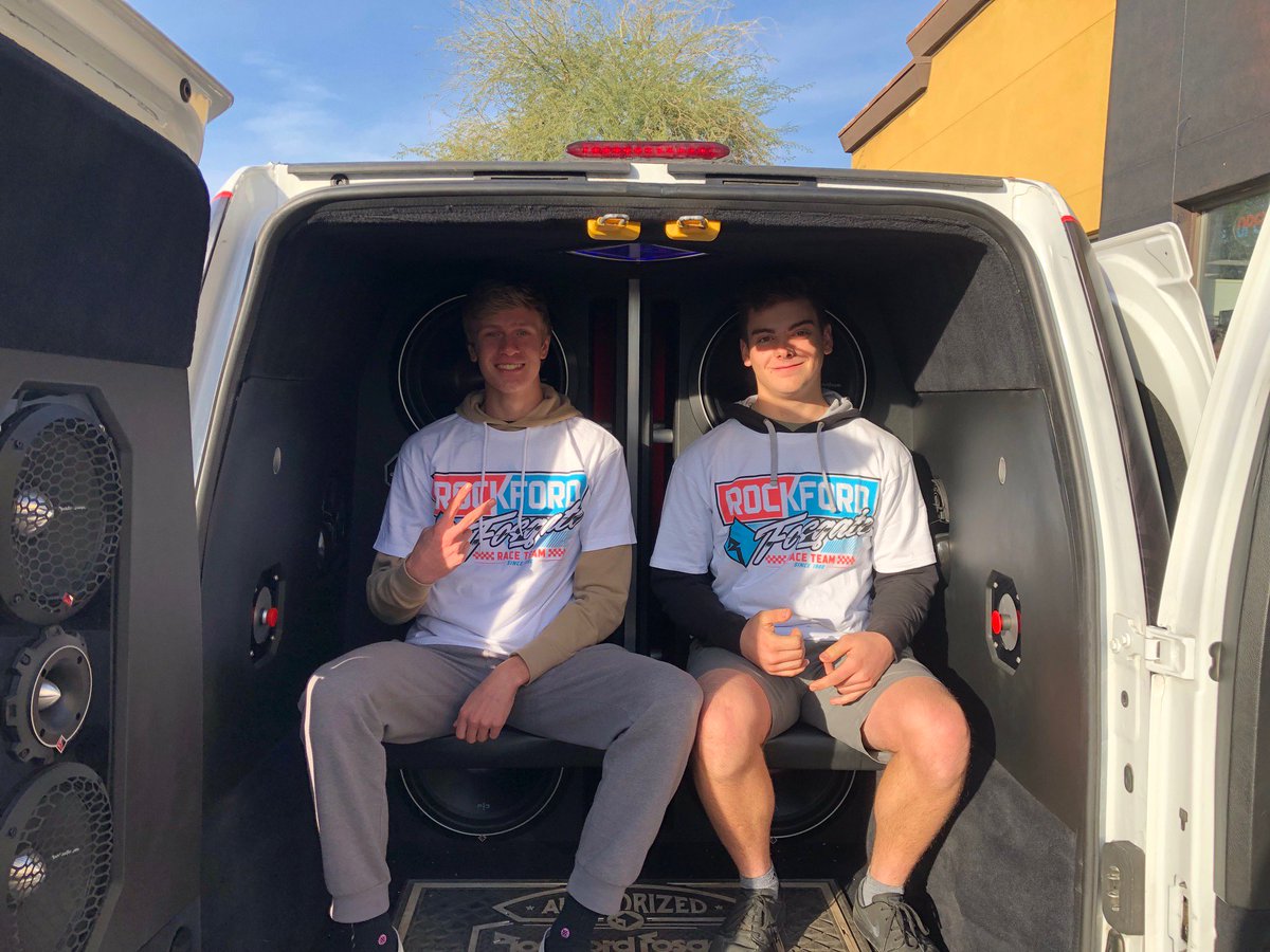 RFSoundLab's tweet image. SoundLab demos this morning at @SlanginSound in Mesa, AZ.