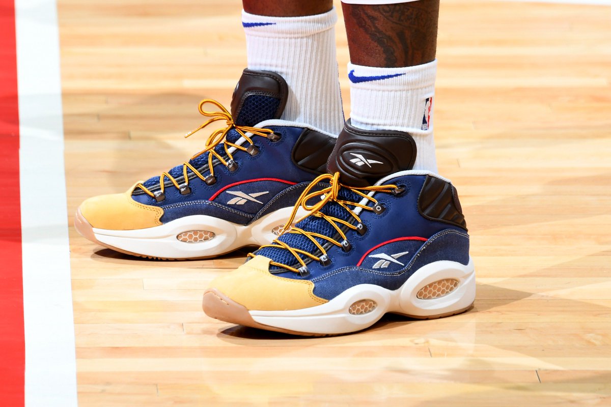 reebok question dress code