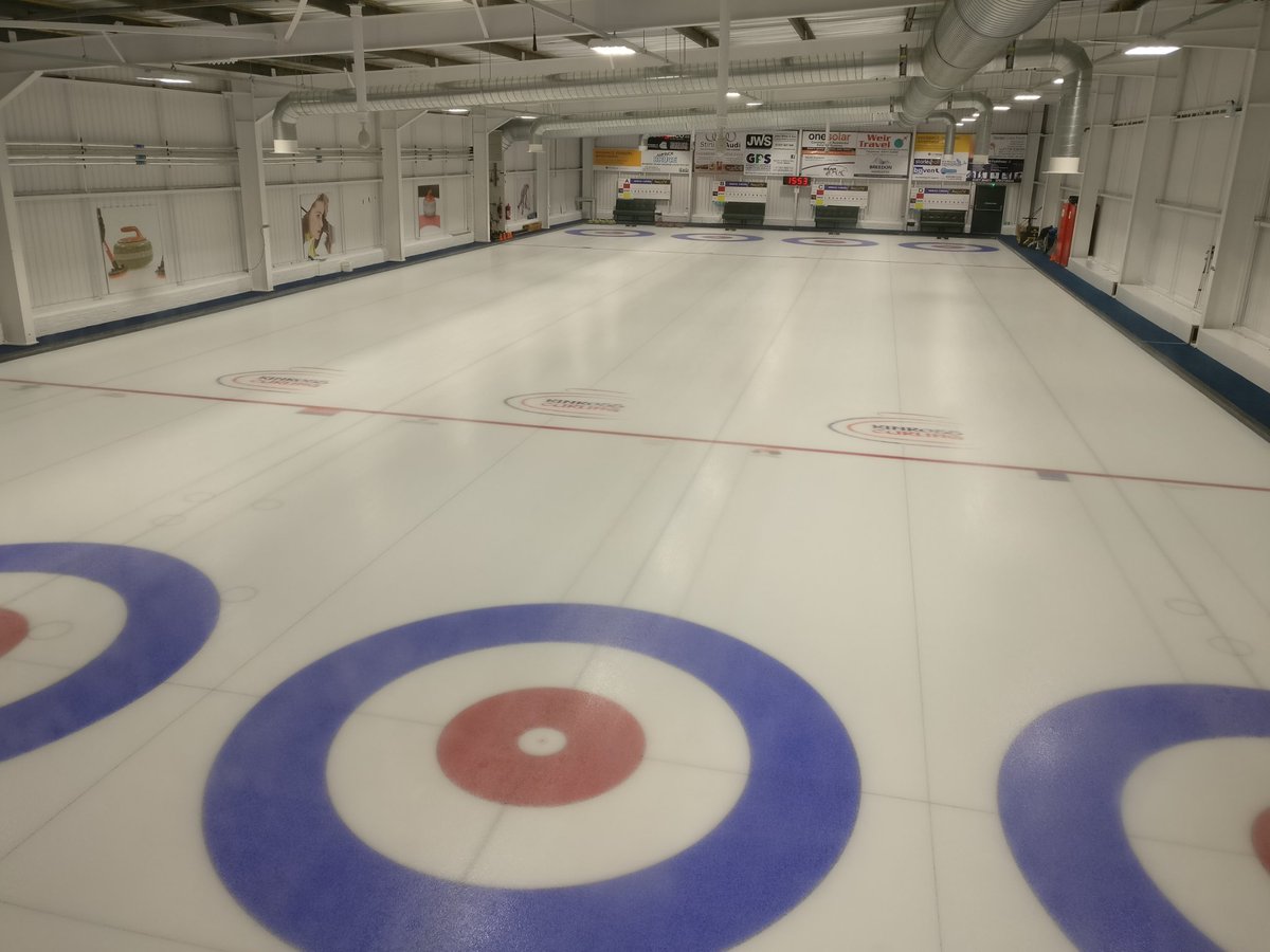 Friday practice session at <a href="/KinrossCurling/">Kinross Curling</a>. We had the full rink to ourselves! Thanks to Iceman Jim for his help!
