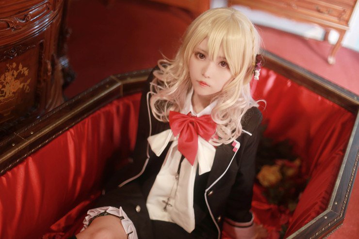 Schwanger Schulmaedchen Cosplay Oral