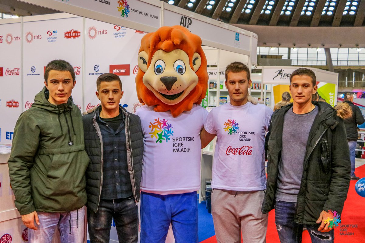 IGREMLADIH_SRB's tweet photo. Pogledajte galeriju slika SIM Srbije na Sajmu sporta 2018. (23. novembar): https://t.co/0DyaRjNSMH
#igresuzakon #sim2018 #cocacola https://t.co/hbfKVqpOvY