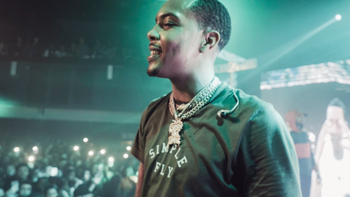 gherbo's tweet photo. BLACK FRIDAY IN CINCY TONIGHT AT @MADISONTHEATER 🌑 LET’S CLOSE THIS #SWERVOTOUR STRONG Y’ALL 💪 TICKETS STILL AVAIL AT https://t.co/qS3M9DAyRr https://t.co/x74gBviv7m