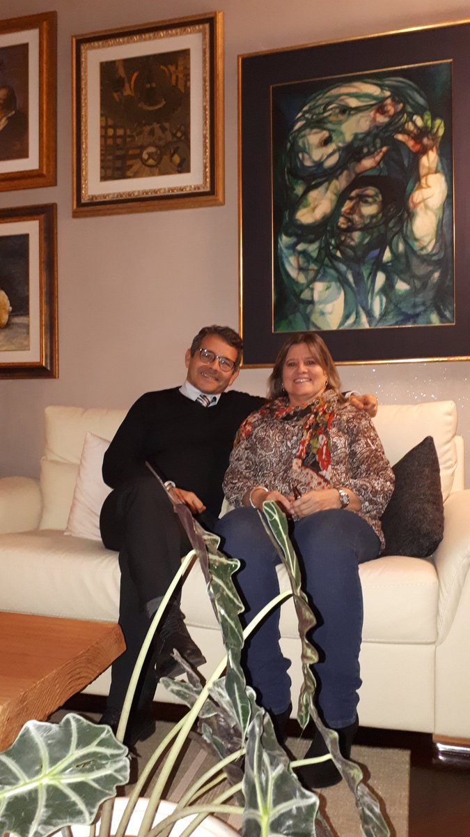 JoseCarlosRguez's tweet photo. Agradable oportunidad la de esta tarde noche del #23nov2018 al poder compartir en #Roma con la amiga Susana Molina, Directora General de la Escuela Internacional de Cine y Televisión de #SanAntoniodelosBaños #Cuba. @JoseCarlosRguez @jorgealfonzo63 https://t.co/gCvdvsY1BC