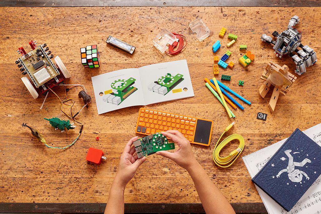 TeamKano's tweet image. Tempted by our #BlackFriday offer on the #ComputerKit but want to know more? Check out five cool videos about it getkano.co/2FyCqsa