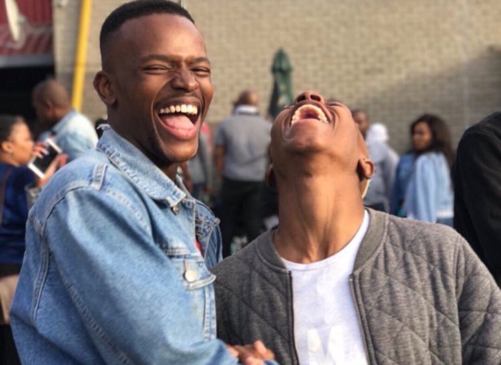 yasmeen006's tweet photo. When you don't know how to mind your business😂😂😂😂😂 https://t.co/HKPJ1hX83R