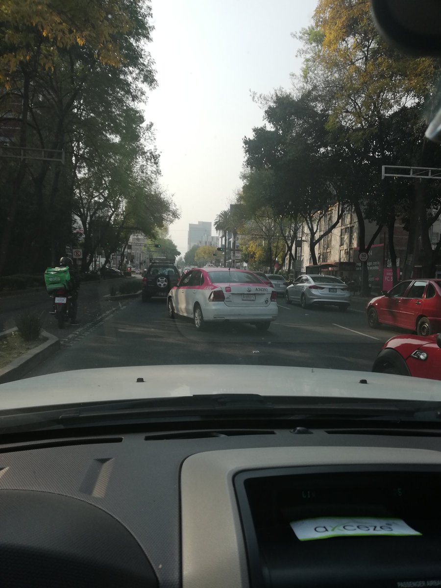 SimioEvolution's tweet image. Este mierda está amenazando a una chava ayuda sobre Félix cuevas @dftrafico @traficodf @En_laDelValle ayúdenme a RT!