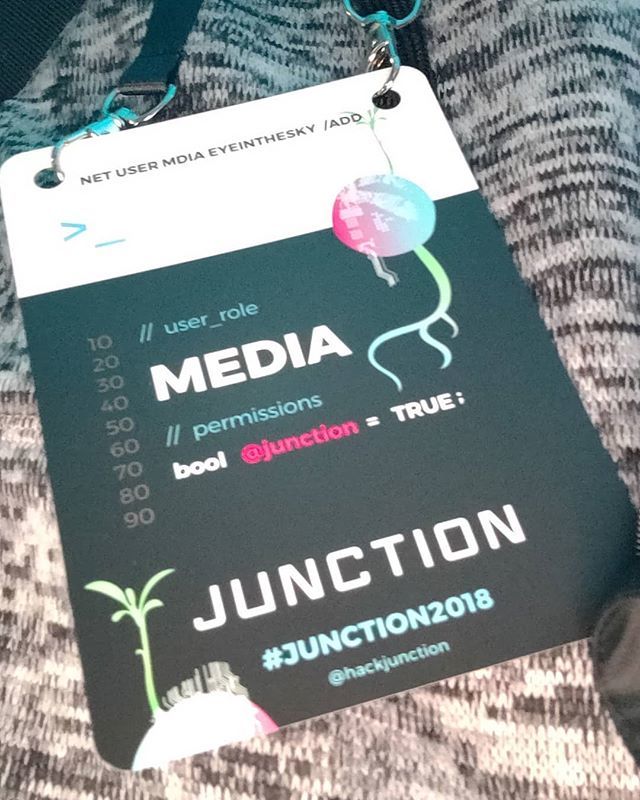 latarivid's tweet photo. Tää viikonloppu mennäänkin täällä 😁 #junction #hackjunction #hackjunction2018 #youtubers #tech https://t.co/S20yt4M5kv https://t.co/h9N3GzSzIP