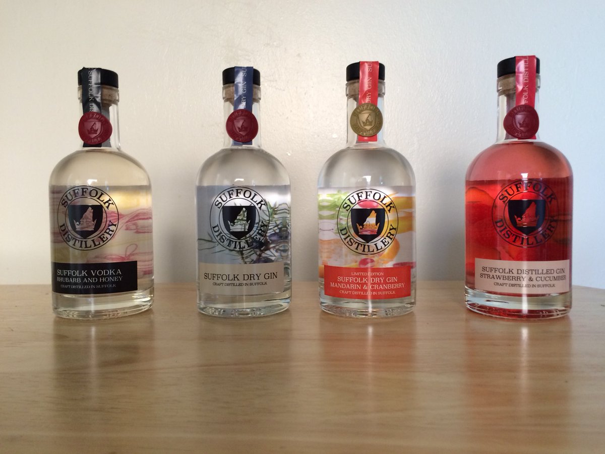 Russell_Newnes's tweet photo. Gin &amp; Ale! Not mixed together, but Gary from @thesuffolkgin distillery &amp; Uli from @kraftybraumeist will be hosting a free tasting of their excellent gins &amp; ales from 12-4pm in #aldeburgh shop tomorrow, Saturday #suffolk #gin #CraftBeer #supportlocal https://t.co/fii9oBsqyX