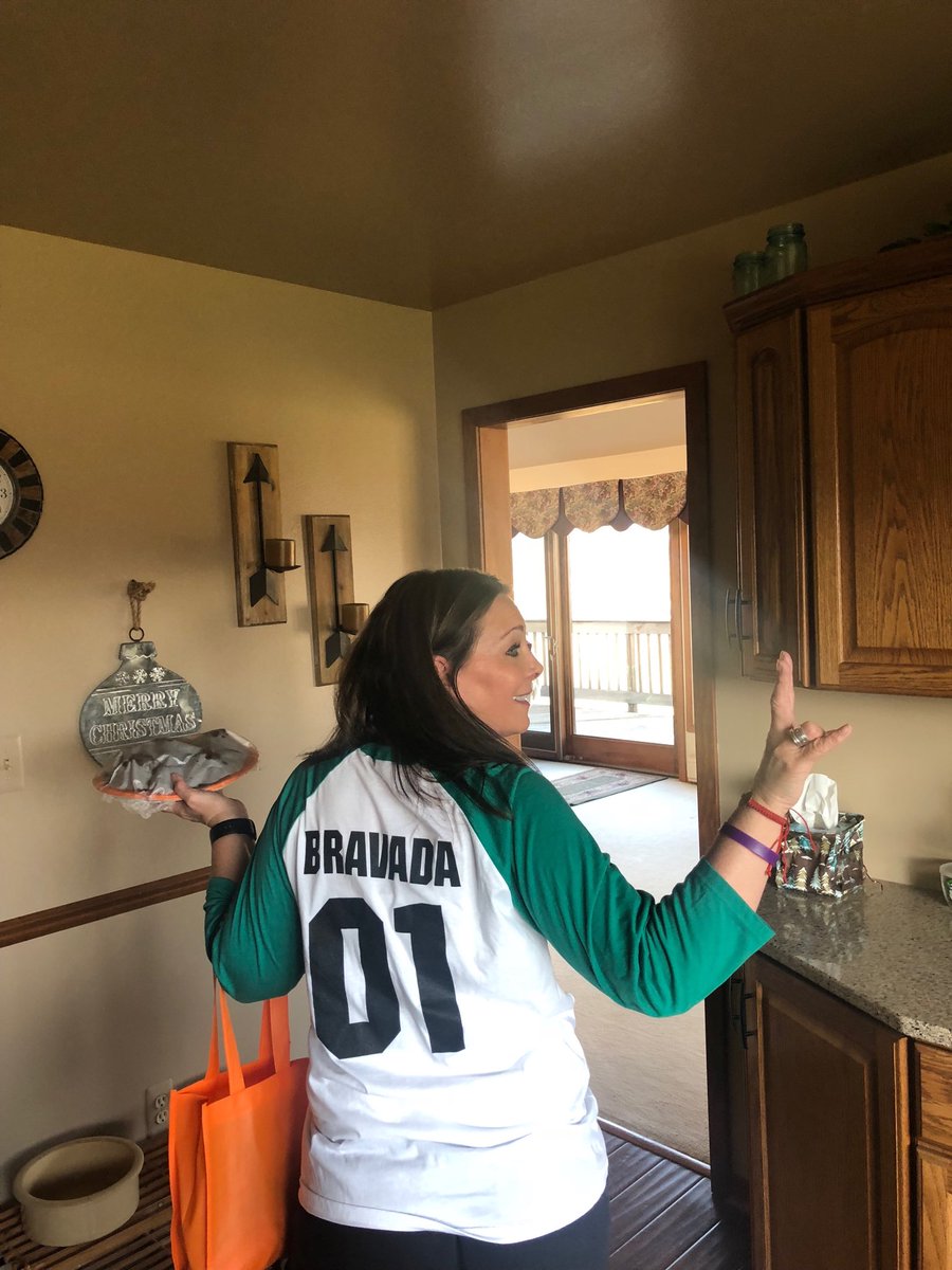 Day two of hearts &amp; minds campaign in Holland Ohio BBY. Brownies ✅ #MidwestPride #SprintNRMadeInMI ⁦<a href="/KmwhiteKw/">Kim White</a>⁩ <a href="/quyent/">quyen tran</a>