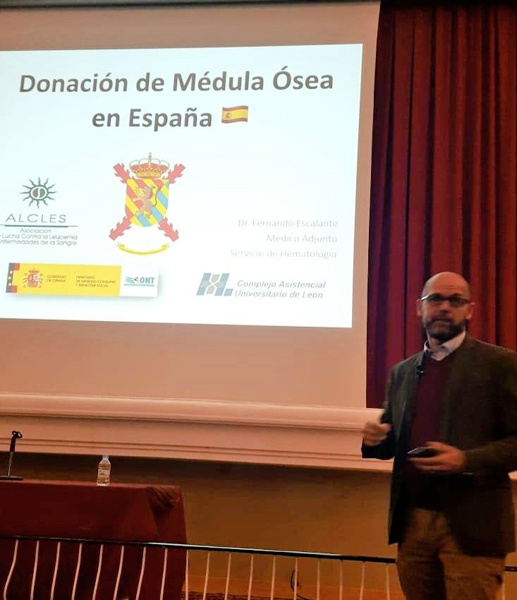 UMEgob's tweet photo. Nuestro #FF para @Alcles por implicarse en el #ProyectoUMEdula en el #BIEM5
Gracias por vuestra participación 🤗
#DonaMédula https://t.co/UDcLYe317m