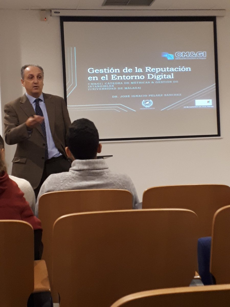LidiaCMz's tweet photo. Hoy hemos asistido a la Jornada de Digitalización en la universidad de Ingeniería de Málaga. Gracias a @mserralvo @ConTalentoRRHH y a José Ignacio Peláez. @MarketTeacher @FP_eel11 #PFyoaporto @AERTECsol_es #marketing #FP https://t.co/8LAaqOx9t2